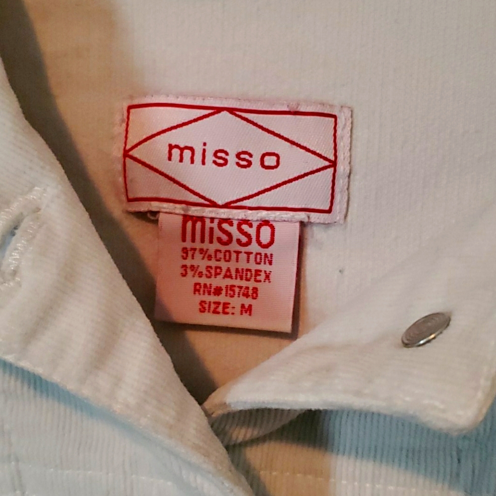 White Jacket - Picture 3 of 3
